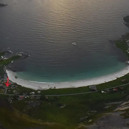 Leilighet Med Strandbeliggenhet Ramberg Exterior photo