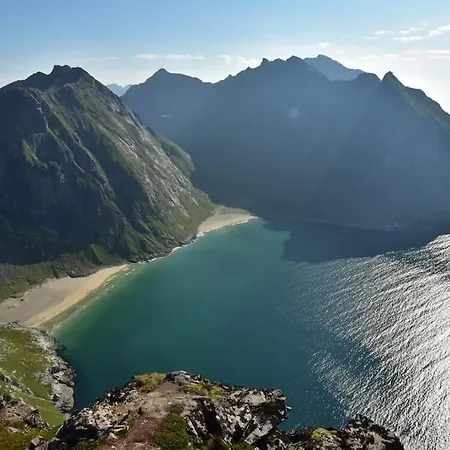 Leilighet Med Strandbeliggenhet Ramberg Exterior photo